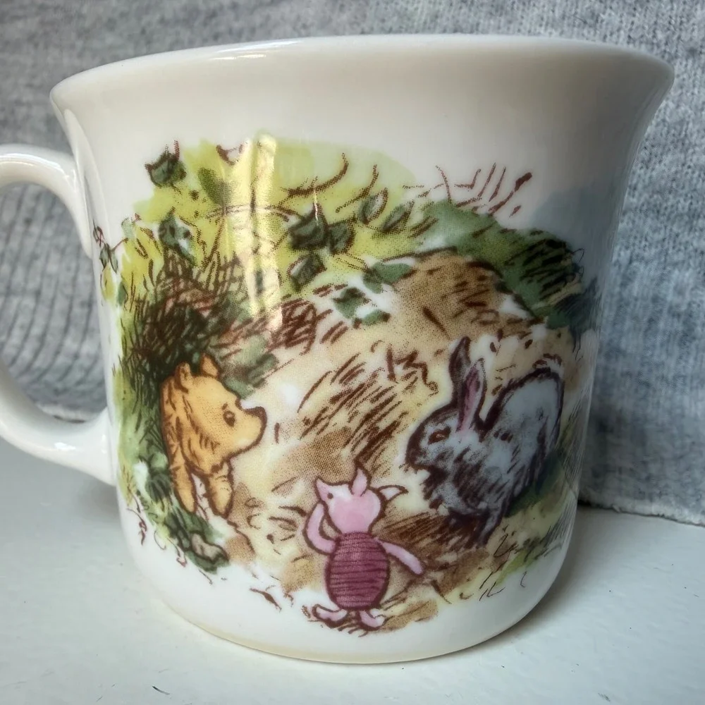 Royal Doulton WINNIE THE POOH Classic 4pc Nursery Set Plate Bowls Mug Bone China